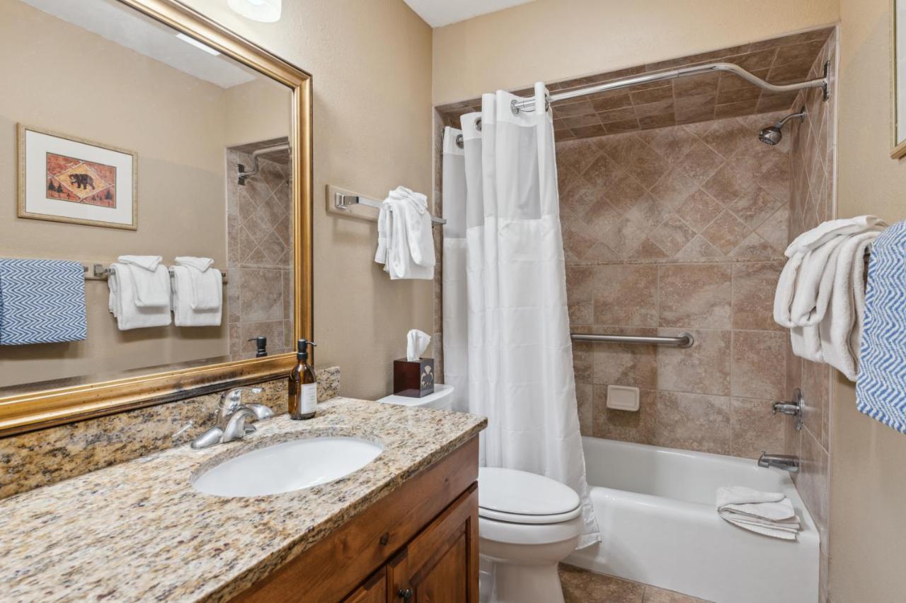 Two-Bedroom Villa at Eagle Point Resort