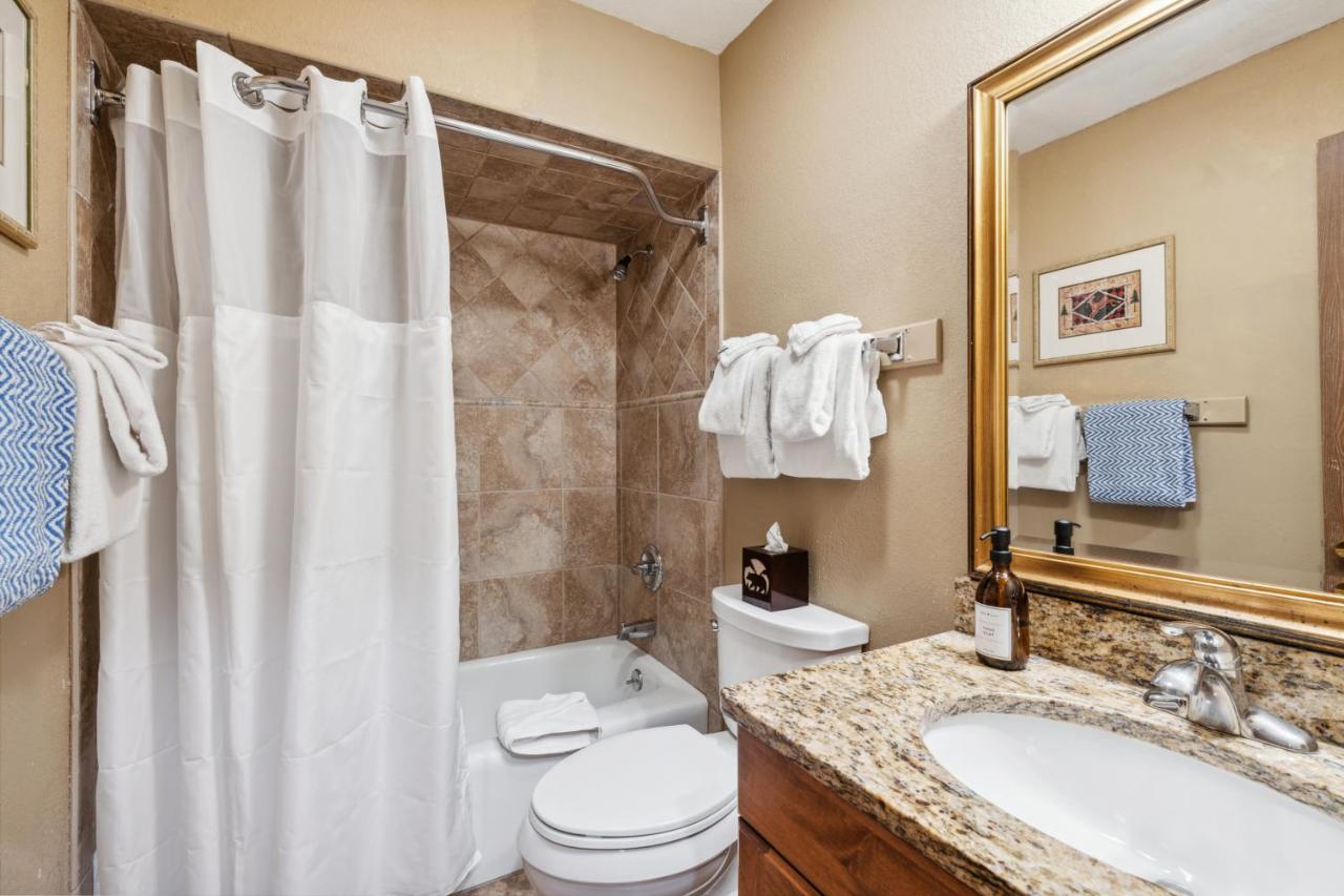 Two-Bedroom Villa at Eagle Point Resort