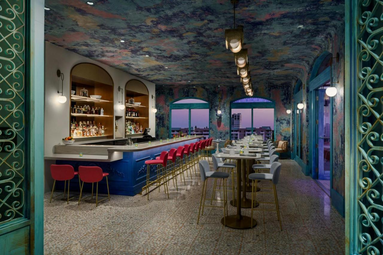 | AC Hotel by Marriott St Petersburg Downtown