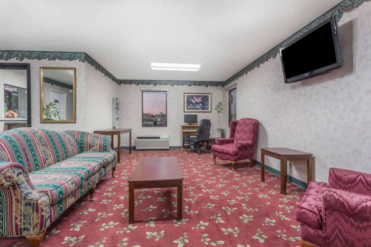 | Days Inn by Wyndham Royston