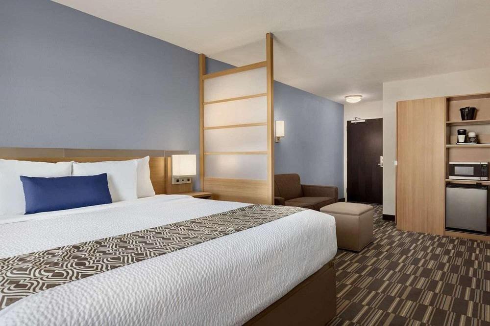 | Microtel Inn & Suites by Wyndham Gambrills