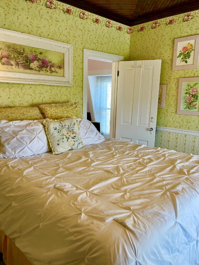 | Angel of the Sea Bed and Breakfast