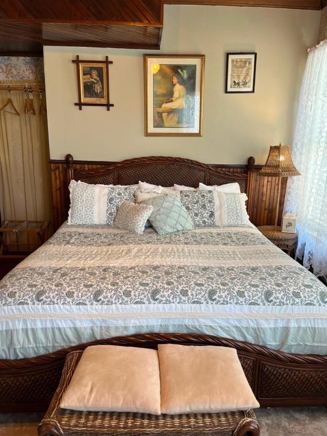  | Angel of the Sea Bed and Breakfast