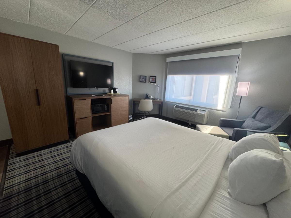 King Room - Non-Smoking at AmericInn by Wyndham Albert Lea