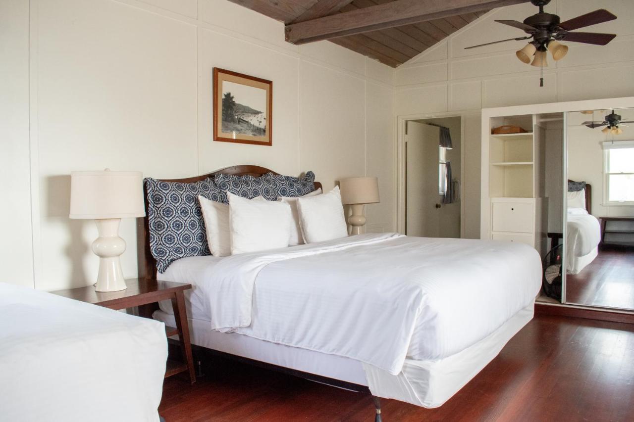 | Banning House of Two Harbors