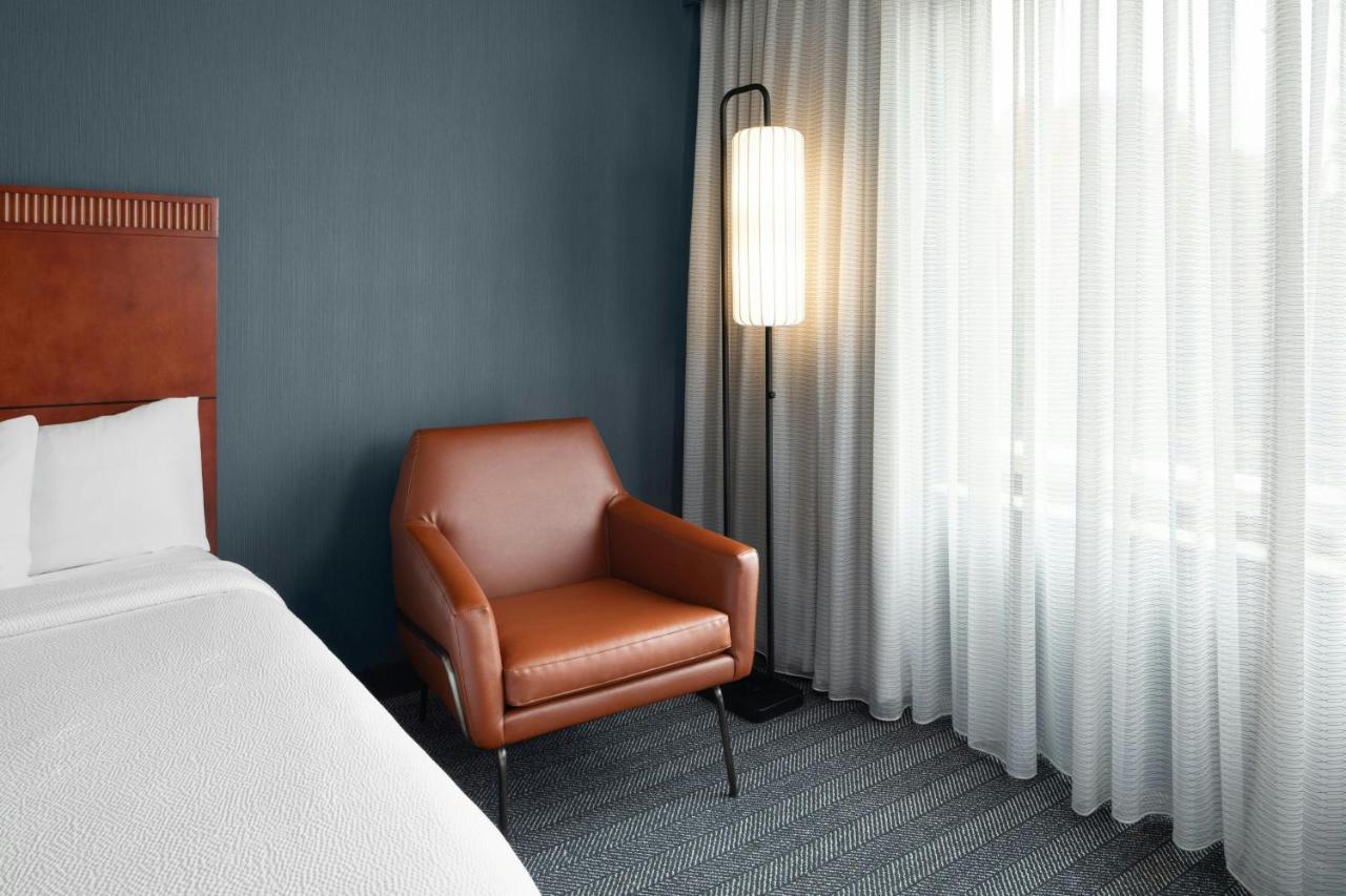 | Courtyard by Marriott Knoxville Airport Alcoa