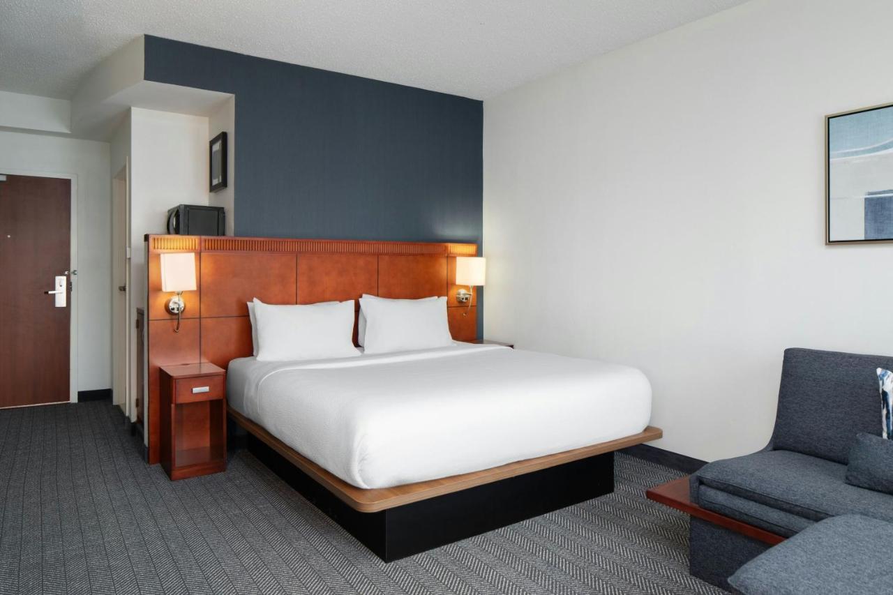  | Courtyard by Marriott Knoxville Airport Alcoa