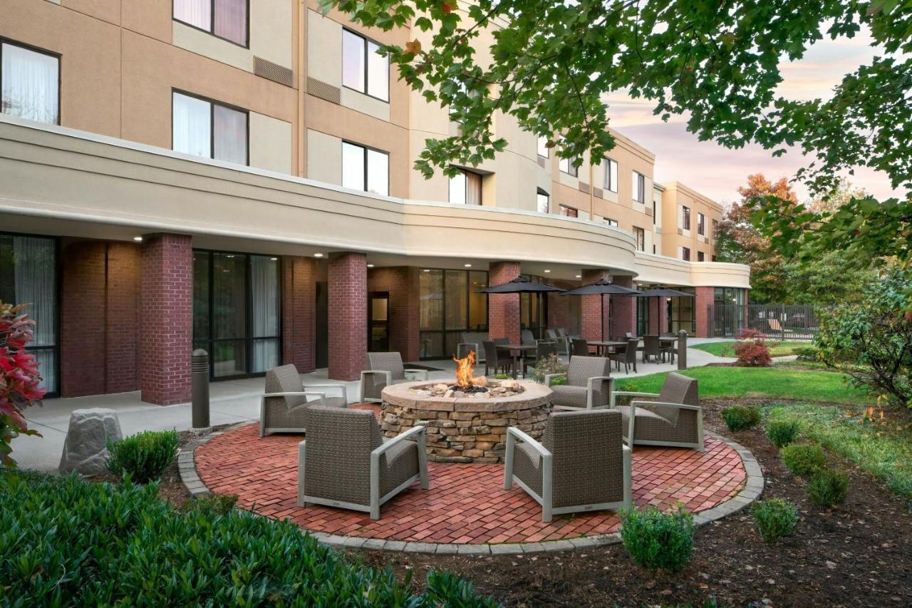 | Courtyard by Marriott Knoxville Airport Alcoa