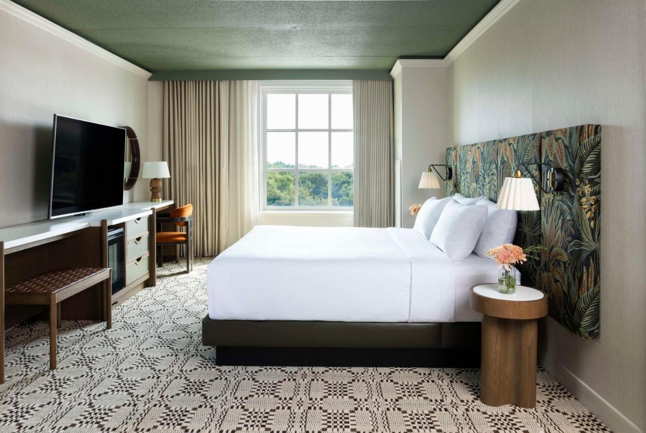 | Hyatt Regency Greenwich