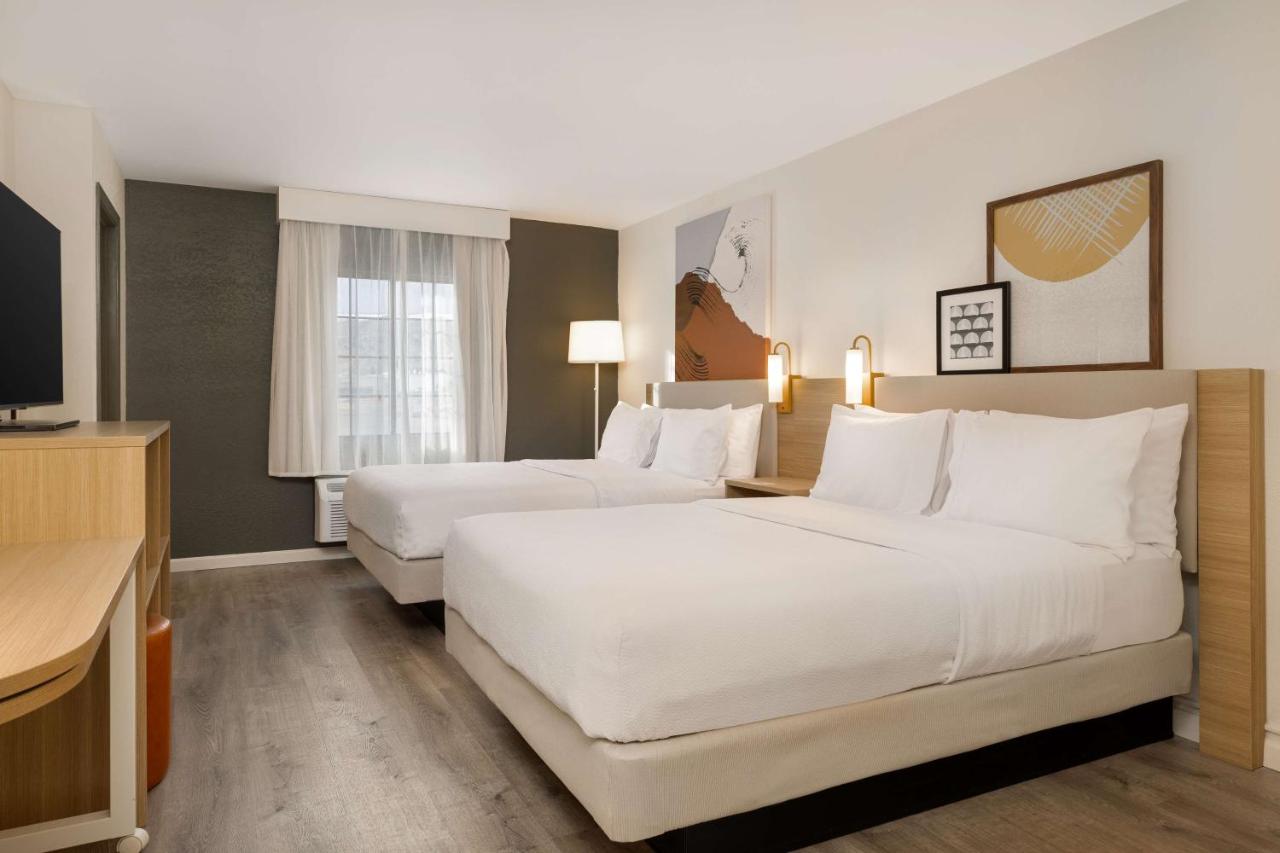 | Baymont by Wyndham Rock Springs