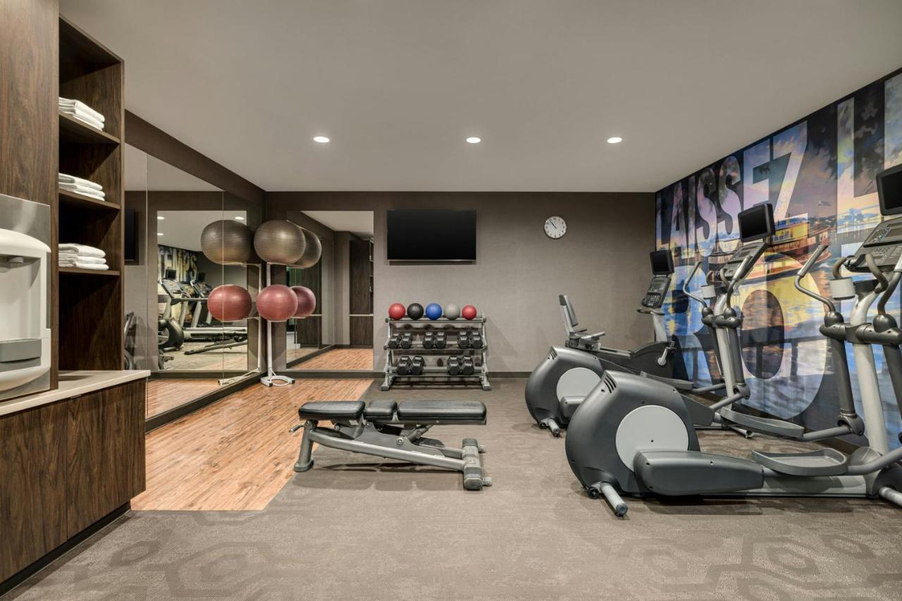 | Fairfield Inn & Suites by Marriott New Orleans Downtown/French Quarter Area