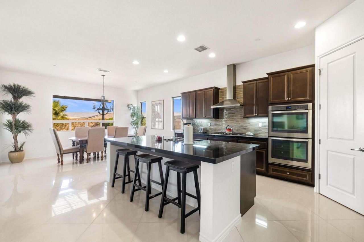 | Villa Nagashima Beautiful Luxury Villa