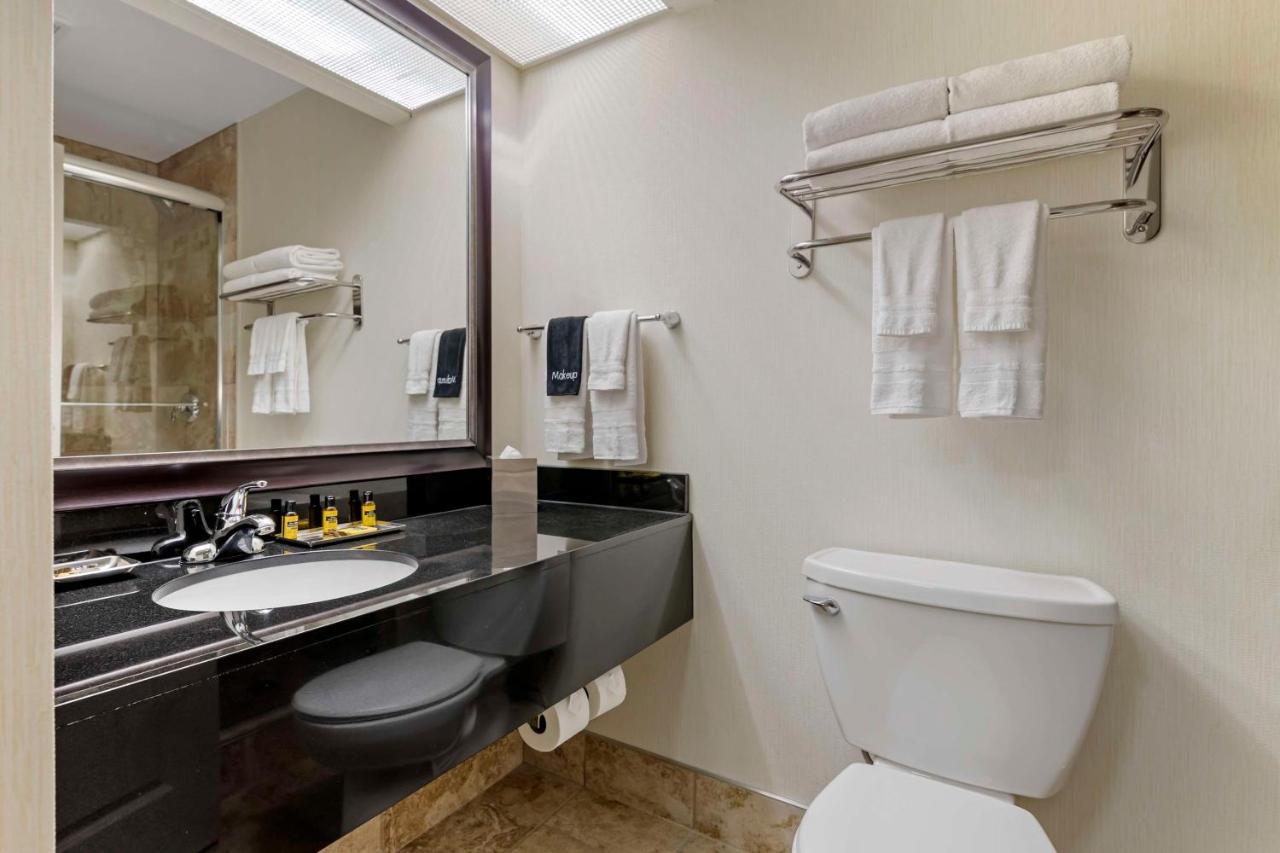 | Best Western Plus InnTowner Madison