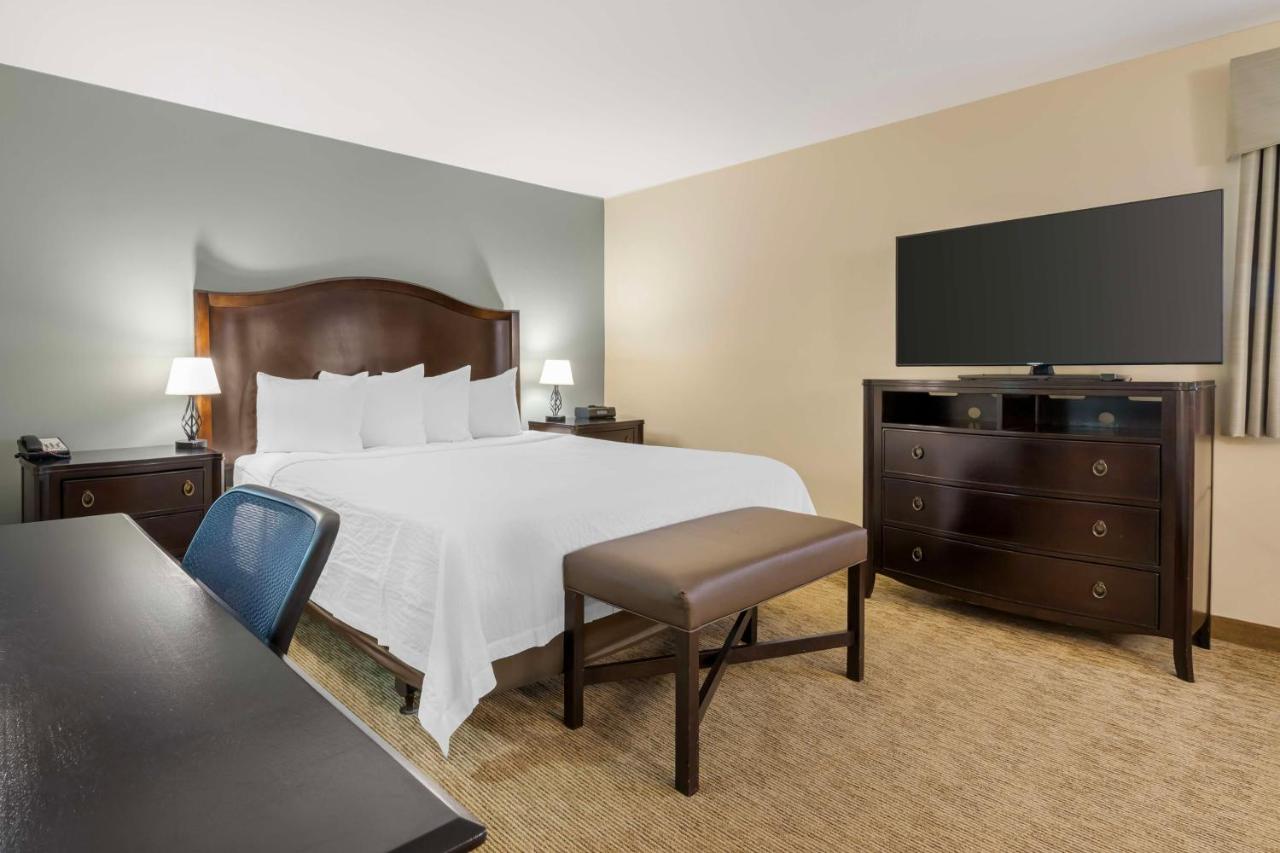 King Suite at Best Western Plus InnTowner Madison