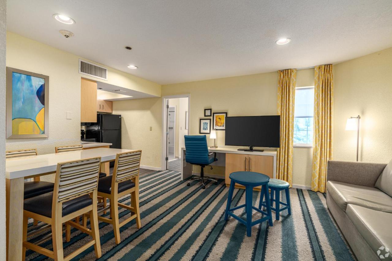| Sonesta ES Suites Philadelphia Malvern