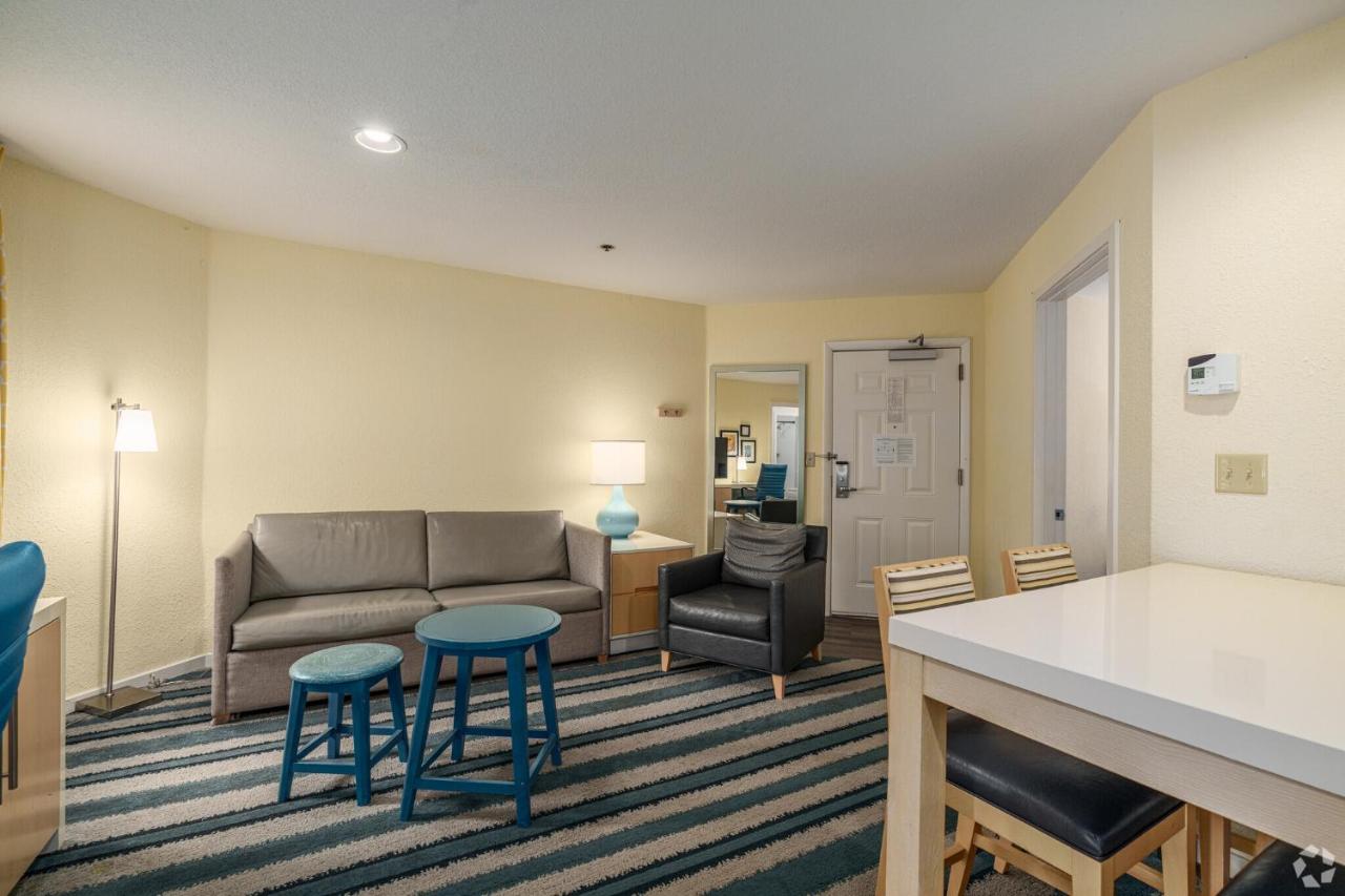 | Sonesta ES Suites Philadelphia Malvern