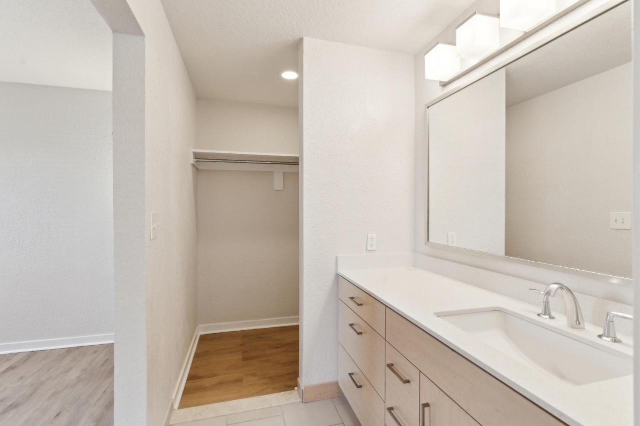 | Sonesta ES Suites Philadelphia Malvern