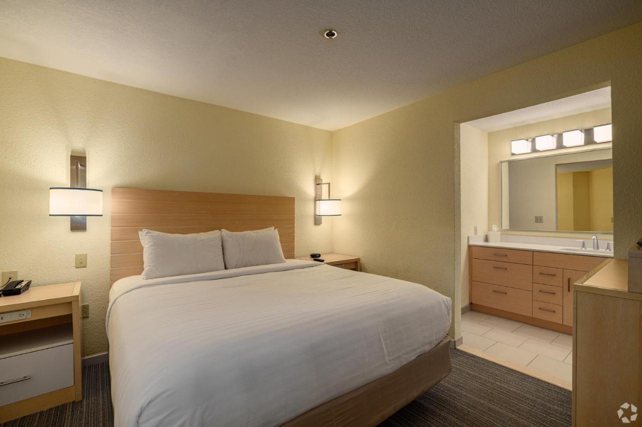 | Sonesta ES Suites Philadelphia Malvern