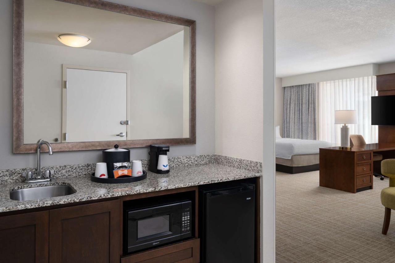 King Suite with Sofa Bed - Non-Smoking at Hampton Inn & Suites Orlando/Downtown South - Medical Center