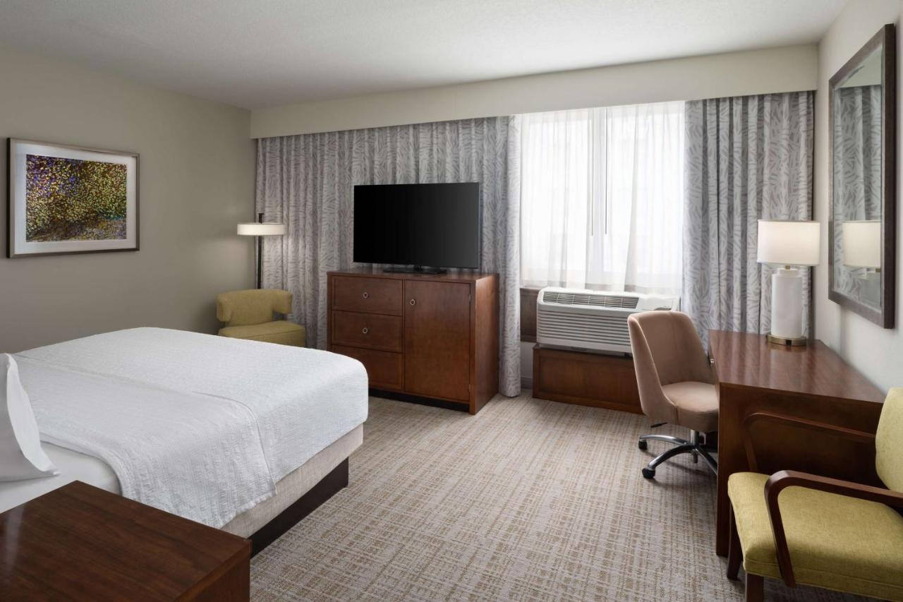 King Room - Non-Smoking at Hampton Inn & Suites Orlando/Downtown South - Medical Center