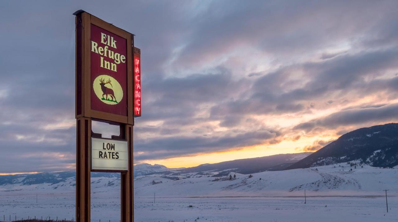  | Elk Refuge Inn
