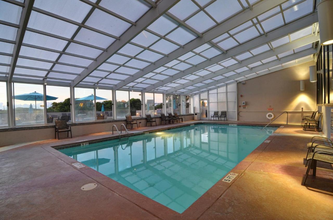 | Shell Island Resort - All Oceanfront Suites
