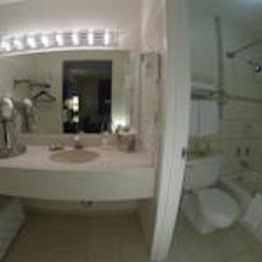 Room #18856424 at Floridian Hotel