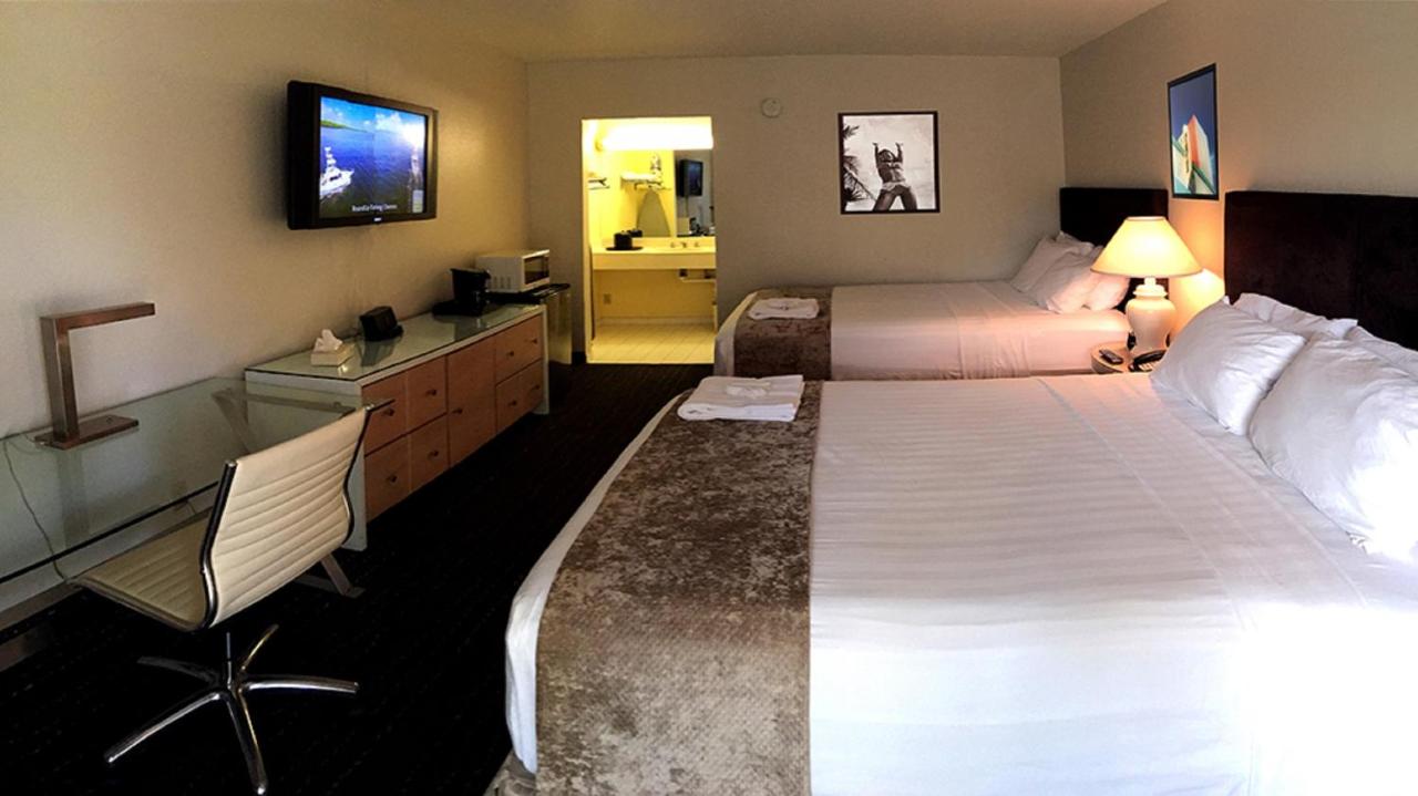 Superior Queen Room with Two Queen Beds at Floridian Hotel
