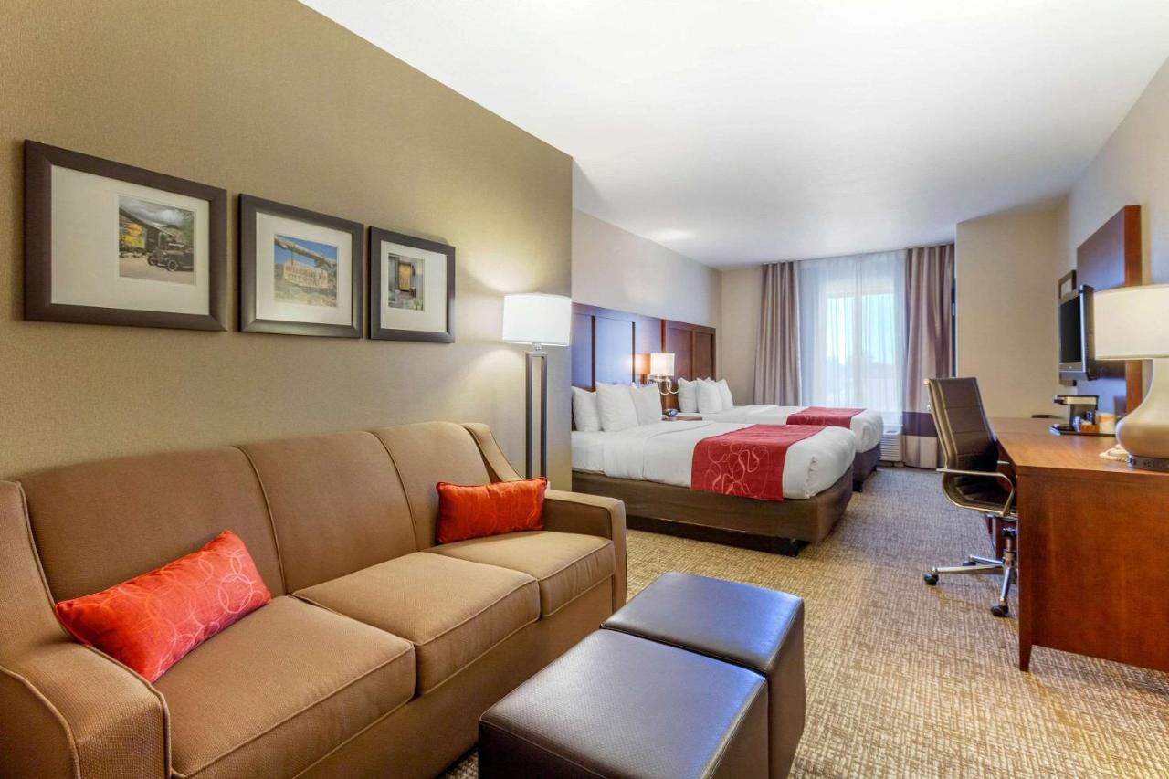 Suite with Two Queen Beds - Accessible/Non-Smoking at Comfort Suites Glendale - State Farm Stadium Area