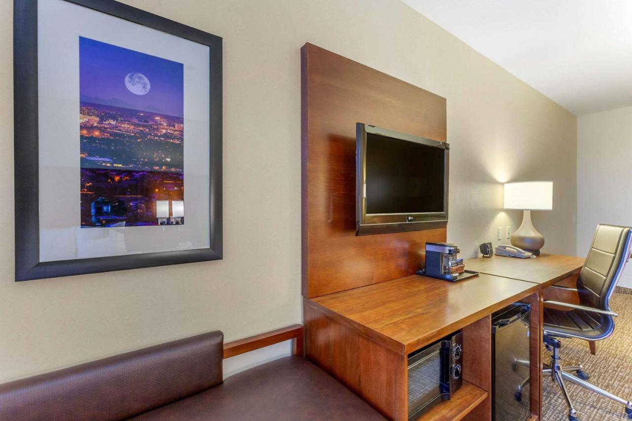 Suite with Two Queen Beds - Accessible/Non-Smoking at Comfort Suites Glendale - State Farm Stadium Area