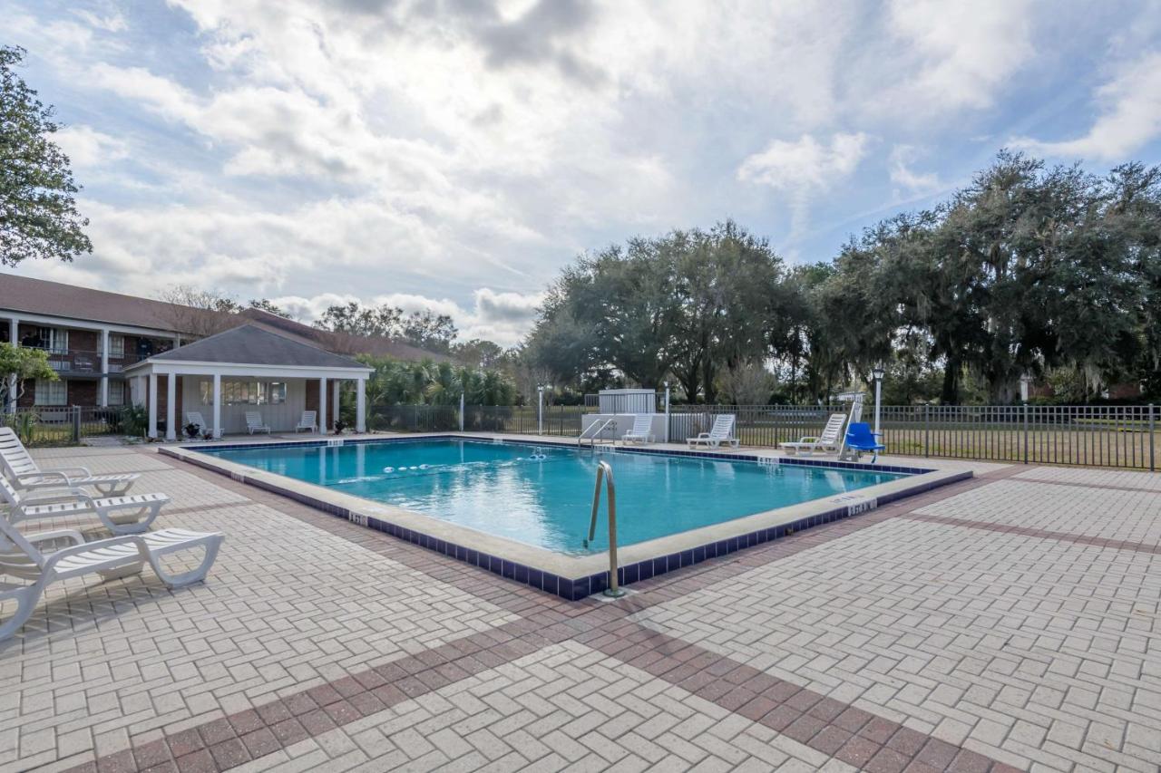 | Motel 6-Ocala, FL - Conference Center