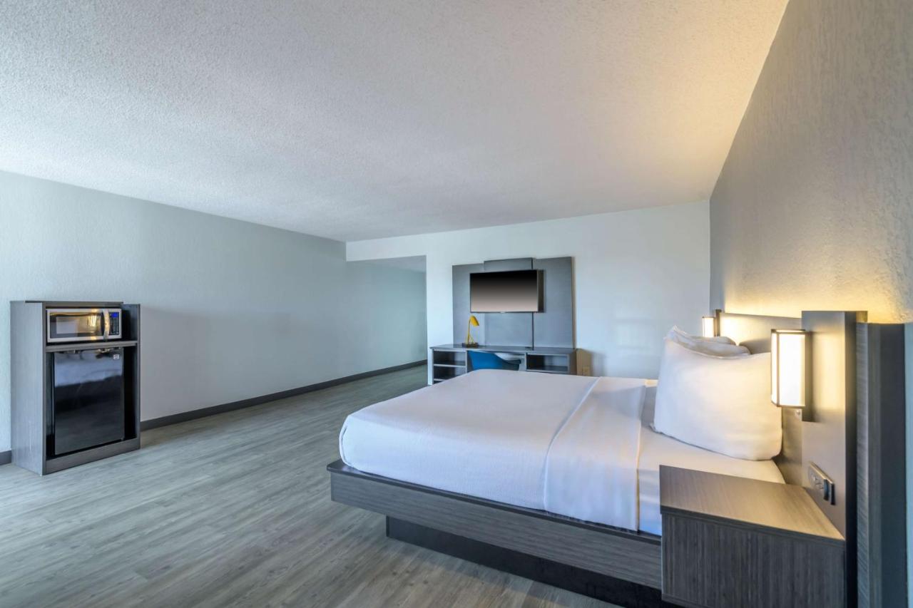 | Motel 6-Ocala, FL - Conference Center