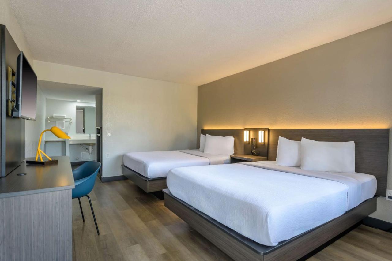 | Motel 6-Ocala, FL - Conference Center