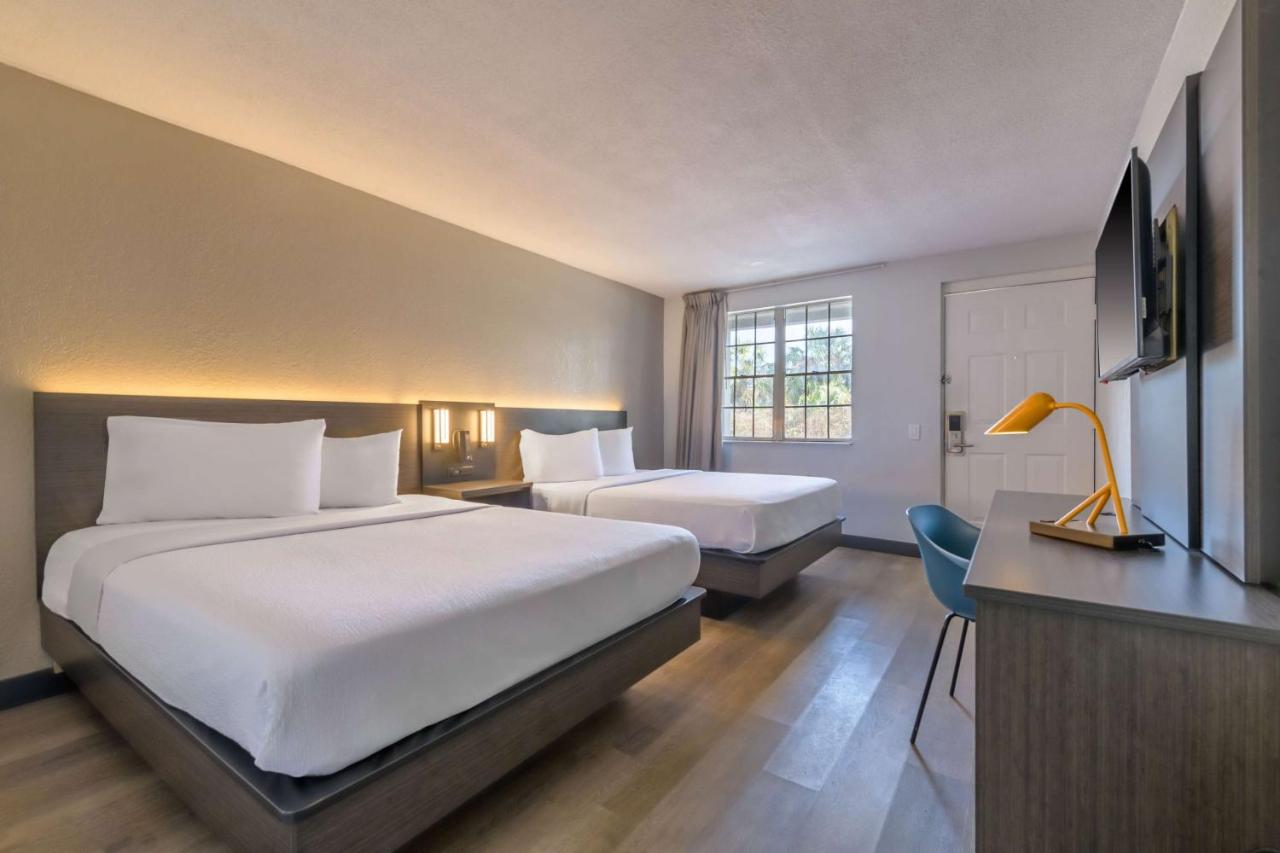 | Motel 6-Ocala, FL - Conference Center