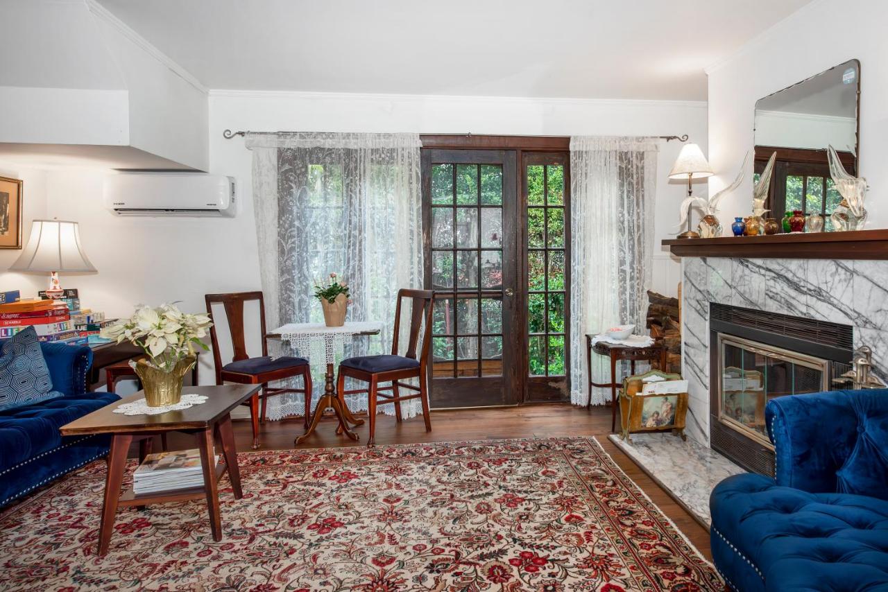 | Bath Street Inn