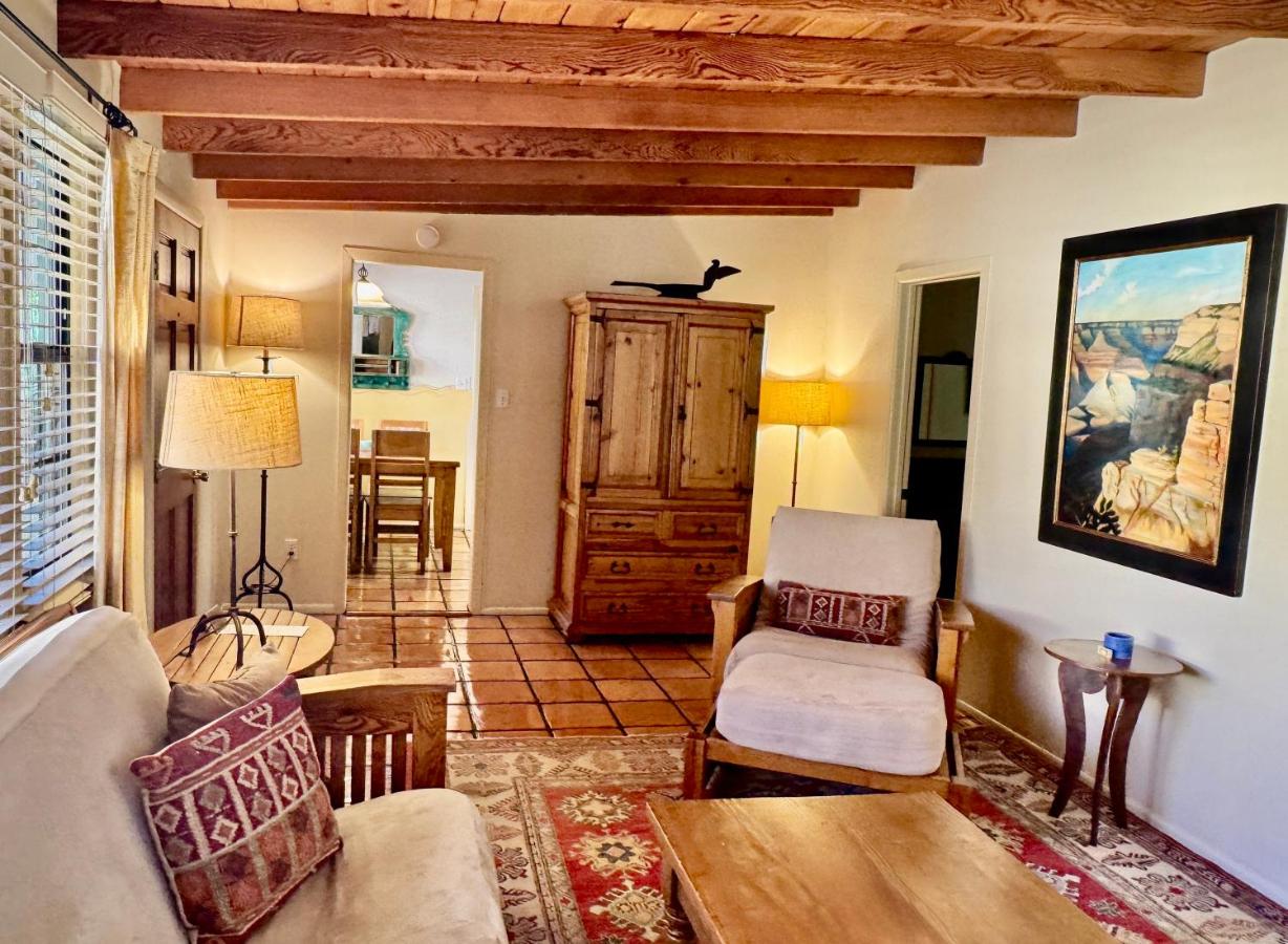 Two-Bedroom Bungalow at Blue Iguana Inn