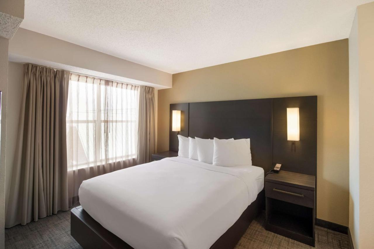 Studio Suite Queen at Sonesta ES Suites Dallas Richardson