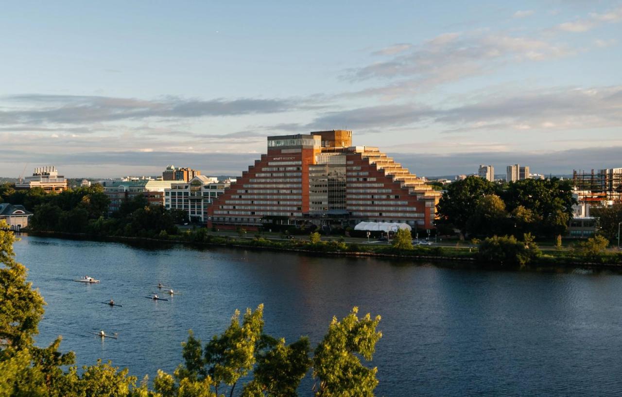 Executive Suite at Hyatt Regency Boston/Cambridge