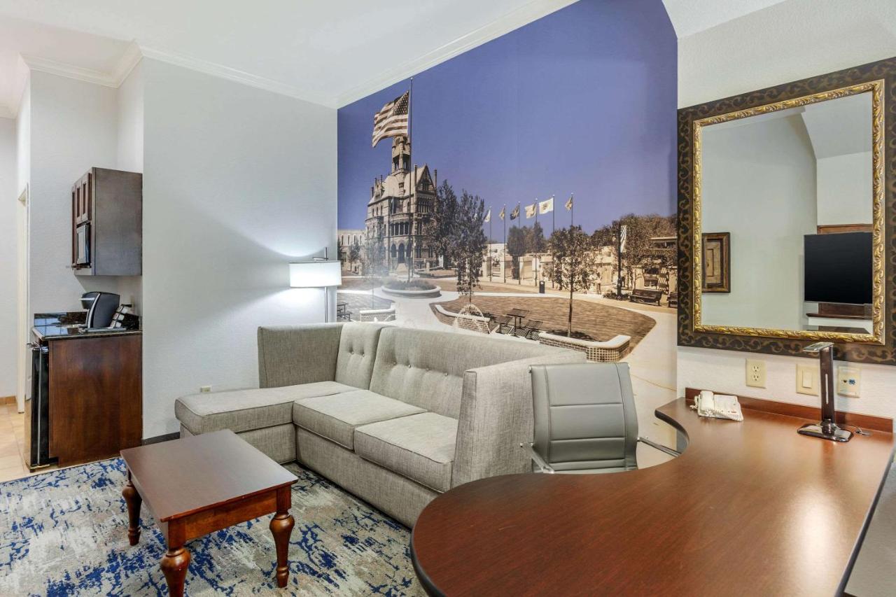 King Suite with Sofa Bed - Non-Smoking at Clarion Pointe Sulphur Springs
