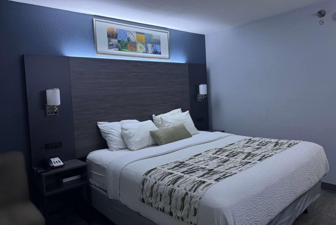 King Room - Non-Smoking at Baymont By Wyndham Dayton North