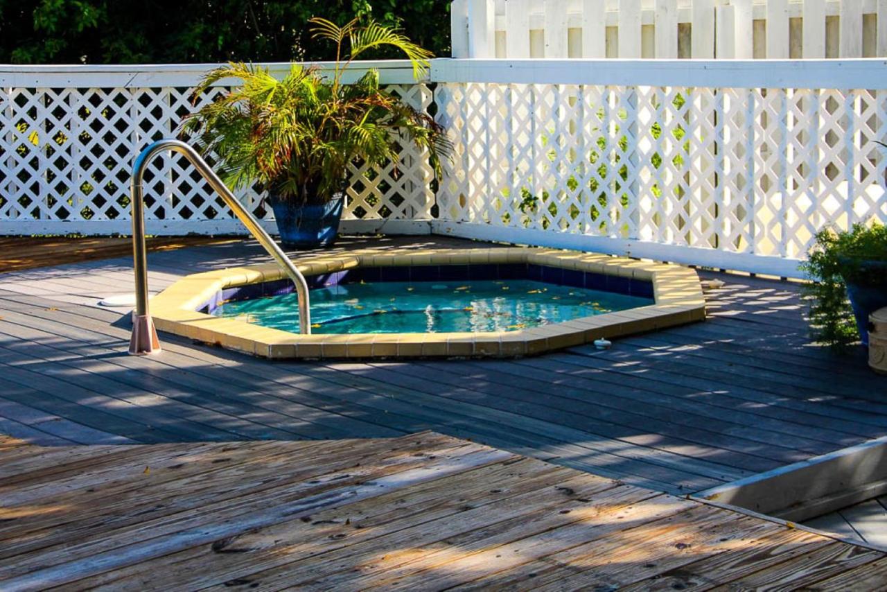| Topsider Resort by Capital Vacations