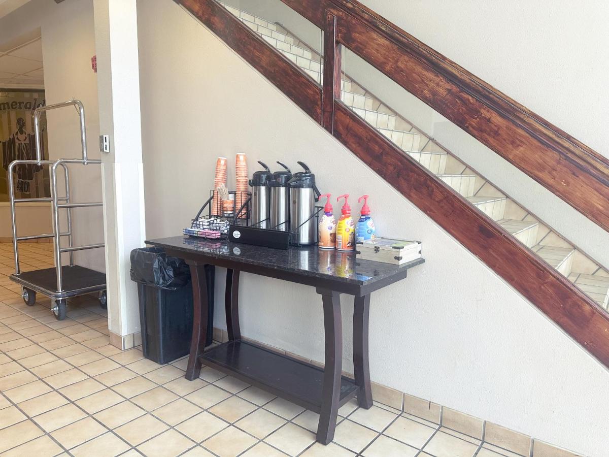 | Quality Inn & Suites Fort Collins