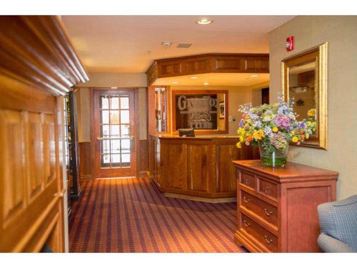 | Grey Fox Inn