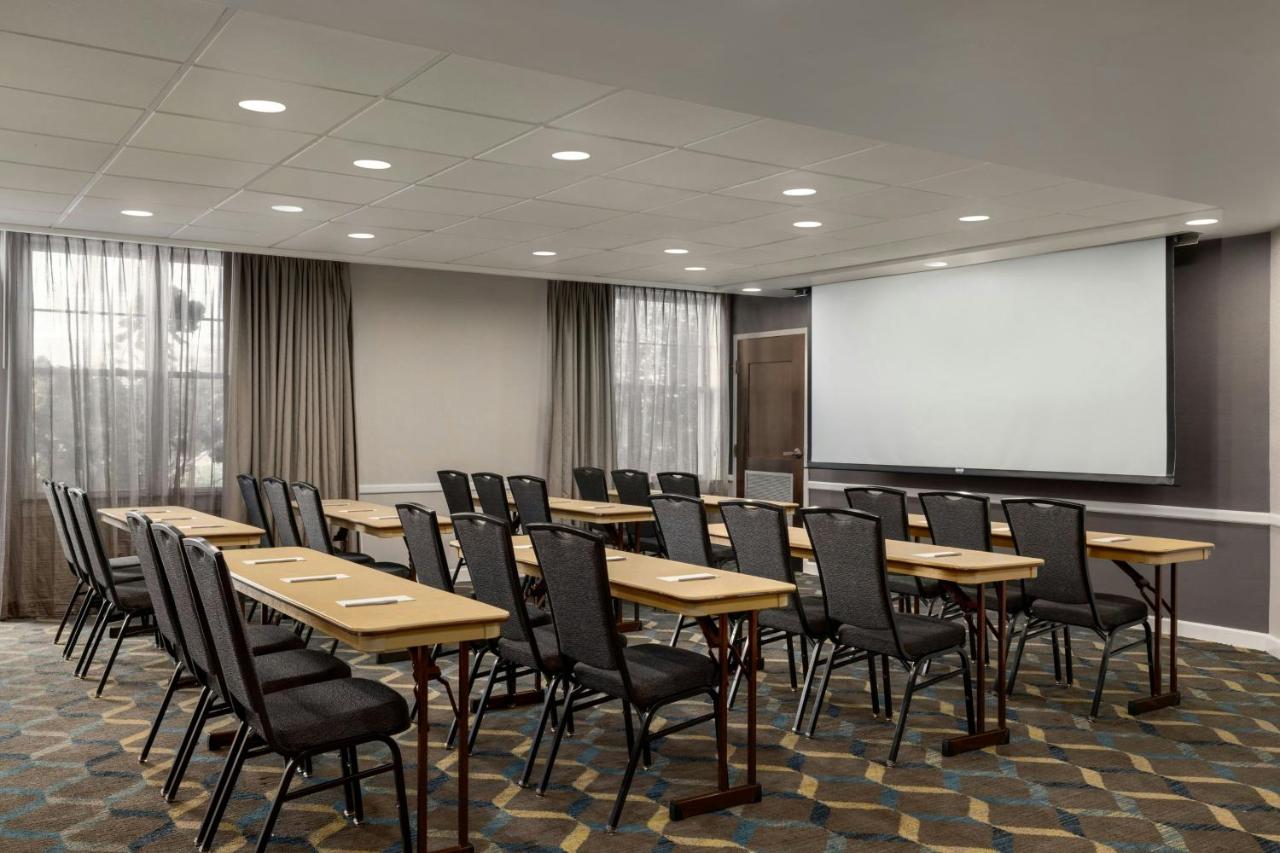 | Residence Inn by Marriott Richmond Chester