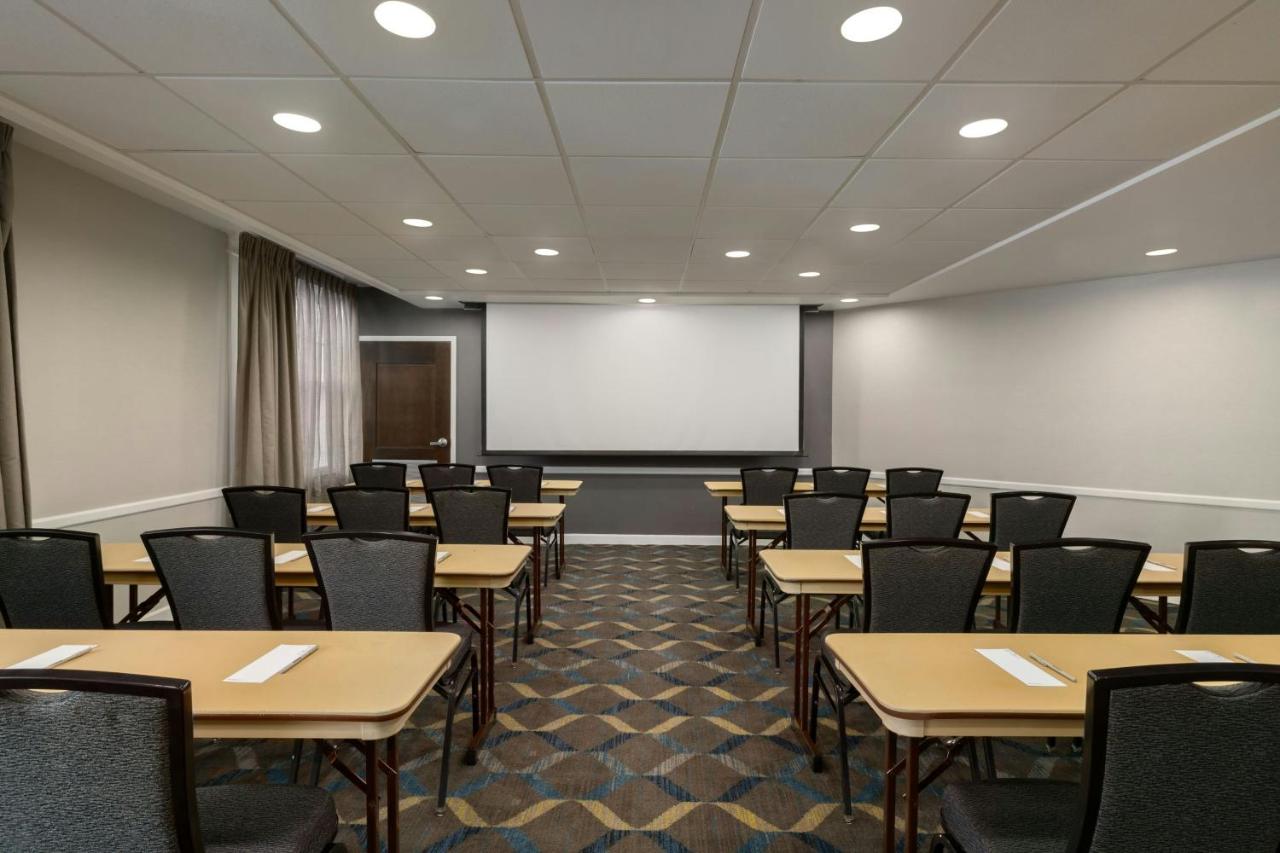 | Residence Inn by Marriott Richmond Chester