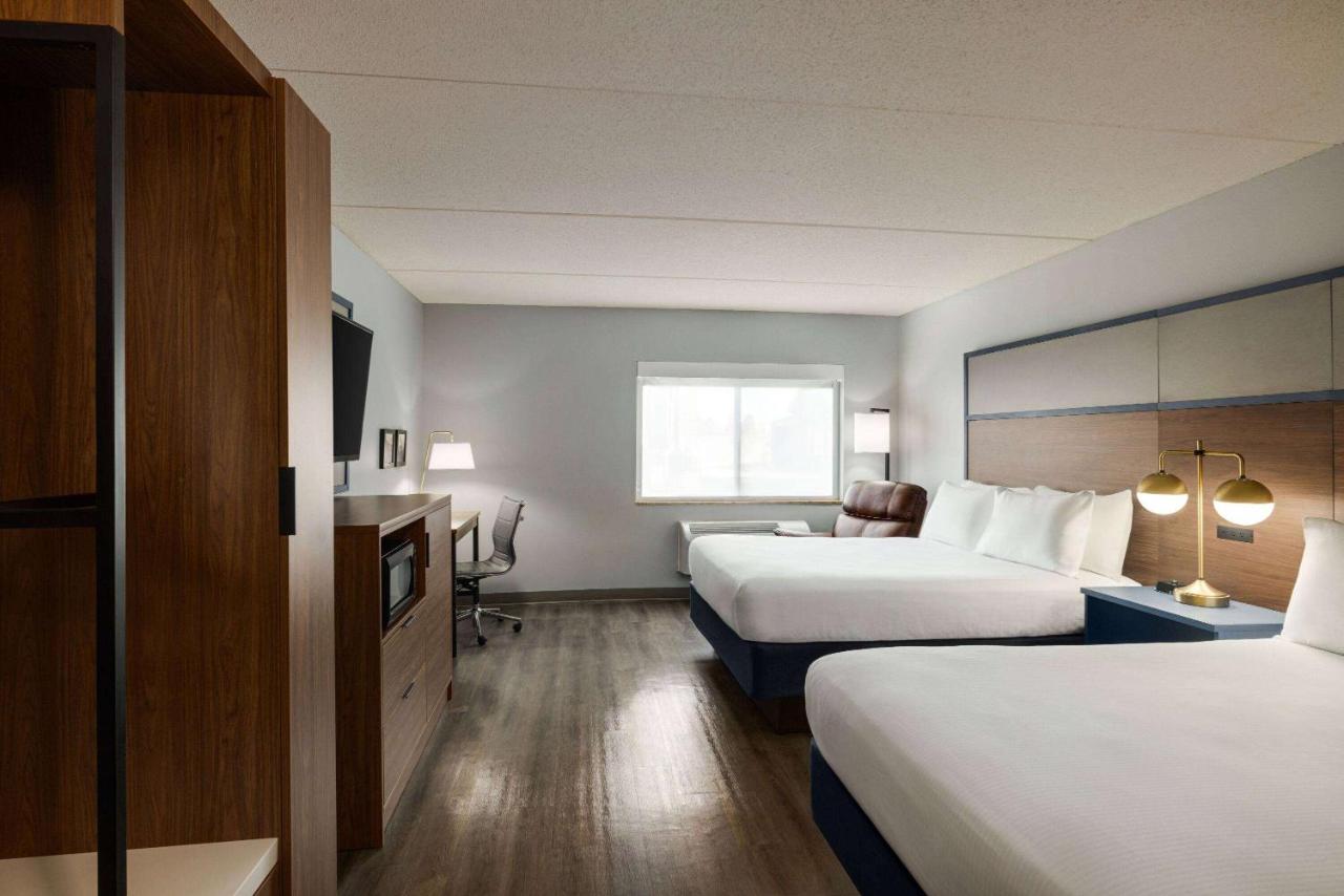 Queen Room with Two Queen Beds - Mobility Access/Non-Smoking at Americinn by Wyndham Lincoln South