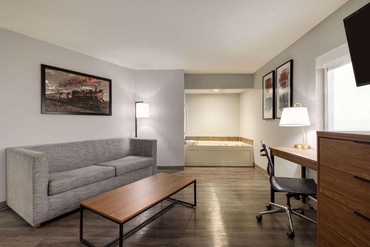 Deluxe King Studio Suite - Non-Smoking at Americinn by Wyndham Lincoln South