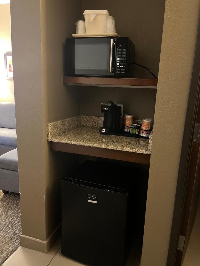 Family Suite - Non-Smoking at Comfort Suites Denver International Airport