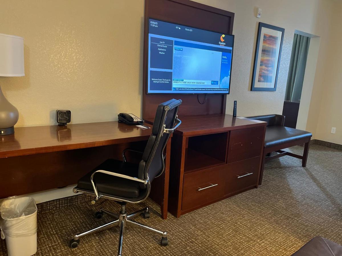Family Suite - Non-Smoking at Comfort Suites Denver International Airport