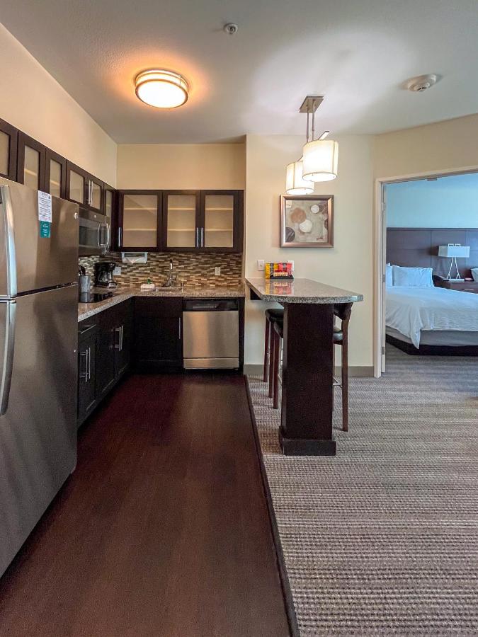 One-Bedroom Queen Suite - Disability Access/Roll in Shower at Staybridge Suites Carlsbad by IHG